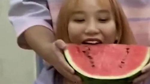 吃瓜黑衣群,网络舆论背后的神秘力量